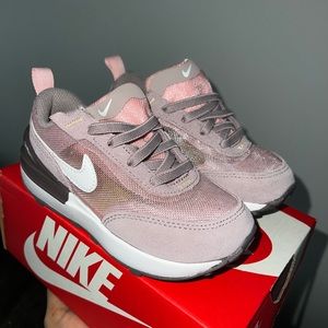 Toddler Nike waffle one